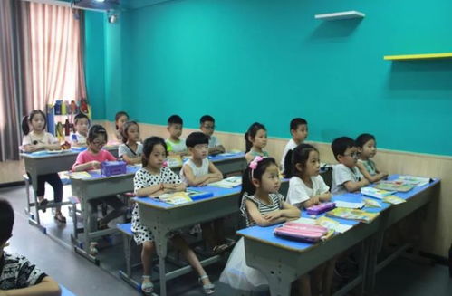 托管班“兜底”暑假 教育部的善意與家庭的復(fù)雜現(xiàn)實(shí)